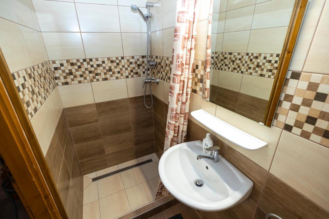 Cecey Apartman Эгер Экстерьер фото