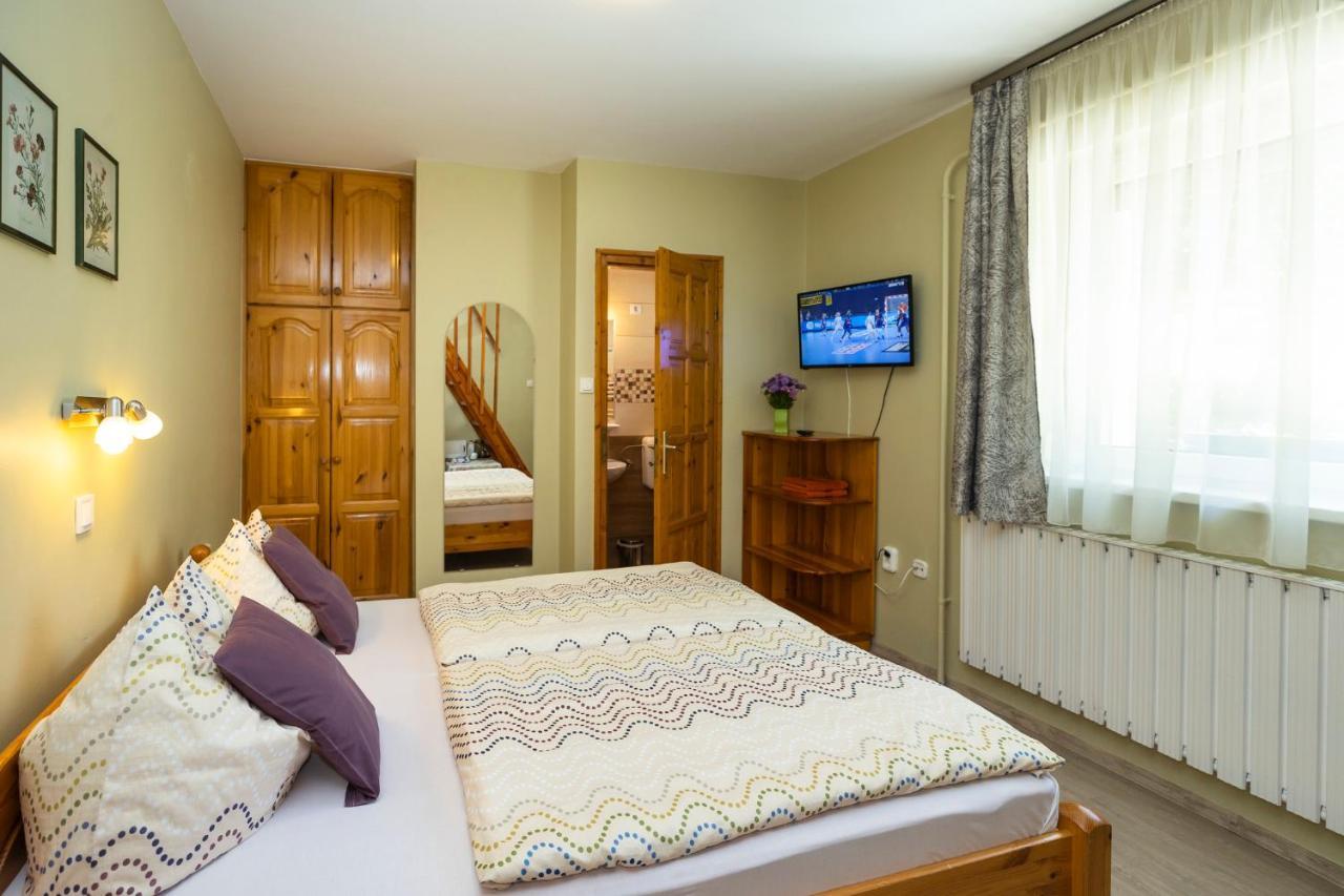 Cecey Apartman Эгер Экстерьер фото